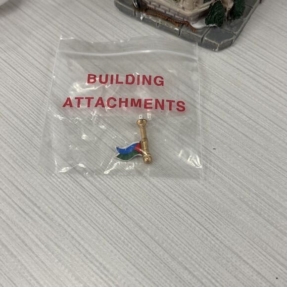 Lemax Village Collection Christmas Village Memorial Grade School #45011CV 2004 - Picture 5 of 7